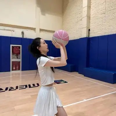 黄英